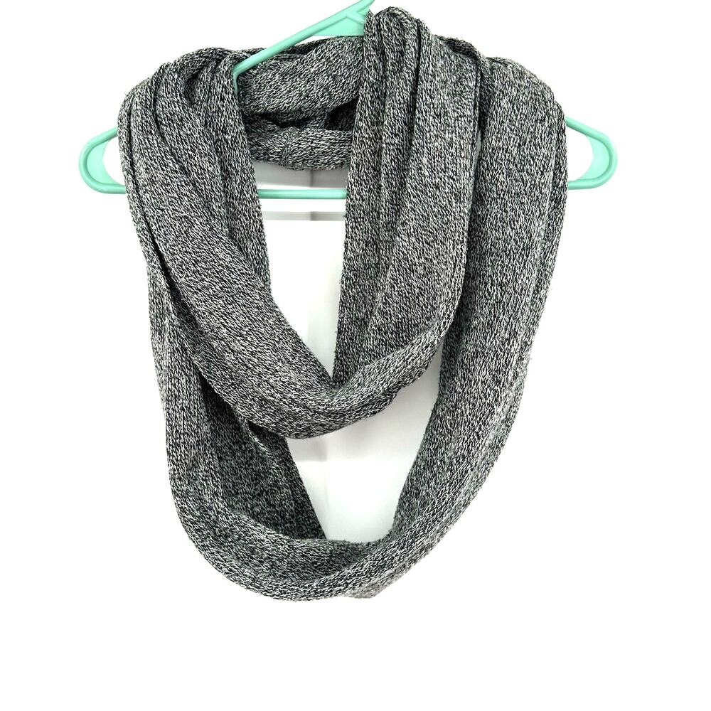 Calvin Klein One Size Scarf Wrap Gray Heathered Accessory Winter Autumn Fall